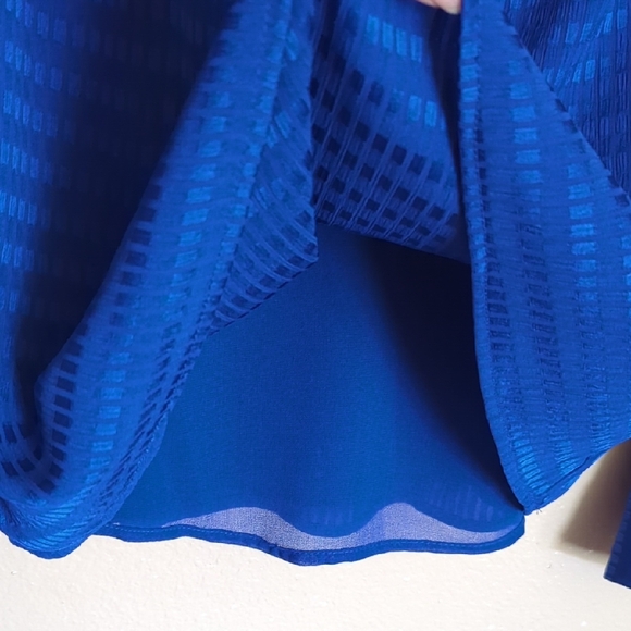 Calvin Klein Women's Blue Striped Textured Blouse - Picture 4 of 10